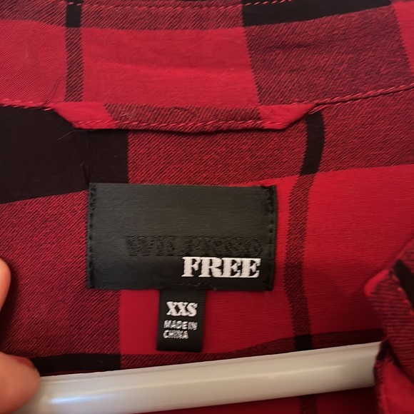 Wilfred Free Aritzia Plaid button down top - Picture 2 of 4